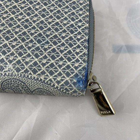 Furla Zip Around Paisley Bifold Wallet CONDITION DISCOUNT - Picture 3 of 11